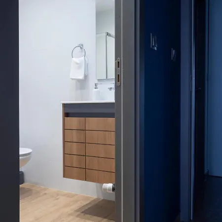 Апартаменты Vertigo2 Huge 2 Bedrooms Balcony Parking