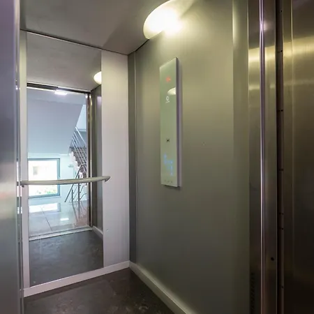 Vertigo2 Huge 2 Bedrooms Balcony Parking Апартаменты София