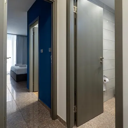 Vertigo2 Huge 2 Bedrooms Balcony Parking Апартаменты София